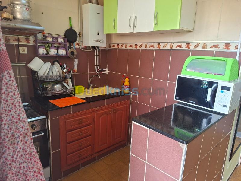 Location Appartement Niveau de villa Studio Alger Ain benian 5
