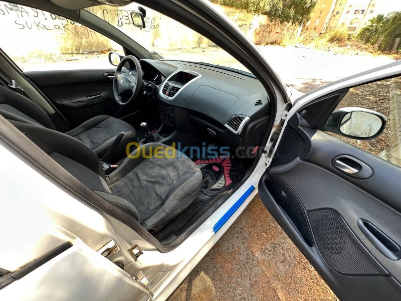 Peugeot 206 Plus 2012 206 Plus 10
