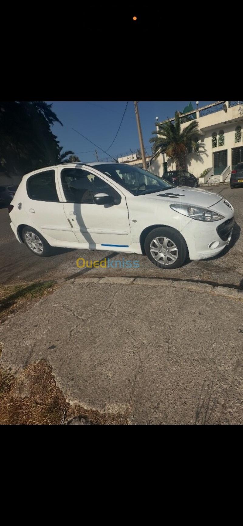 Peugeot 206 Plus 2012 206 Plus 14