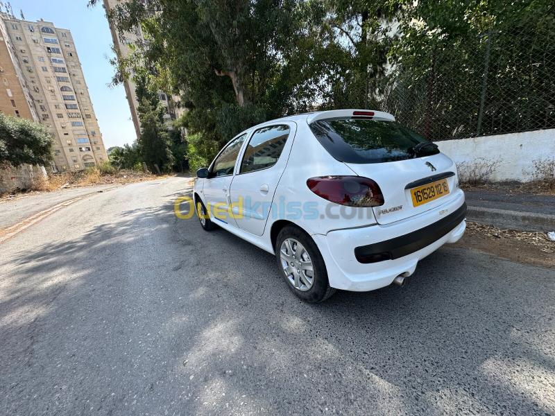 Peugeot 206 Plus 2012 206 Plus 3