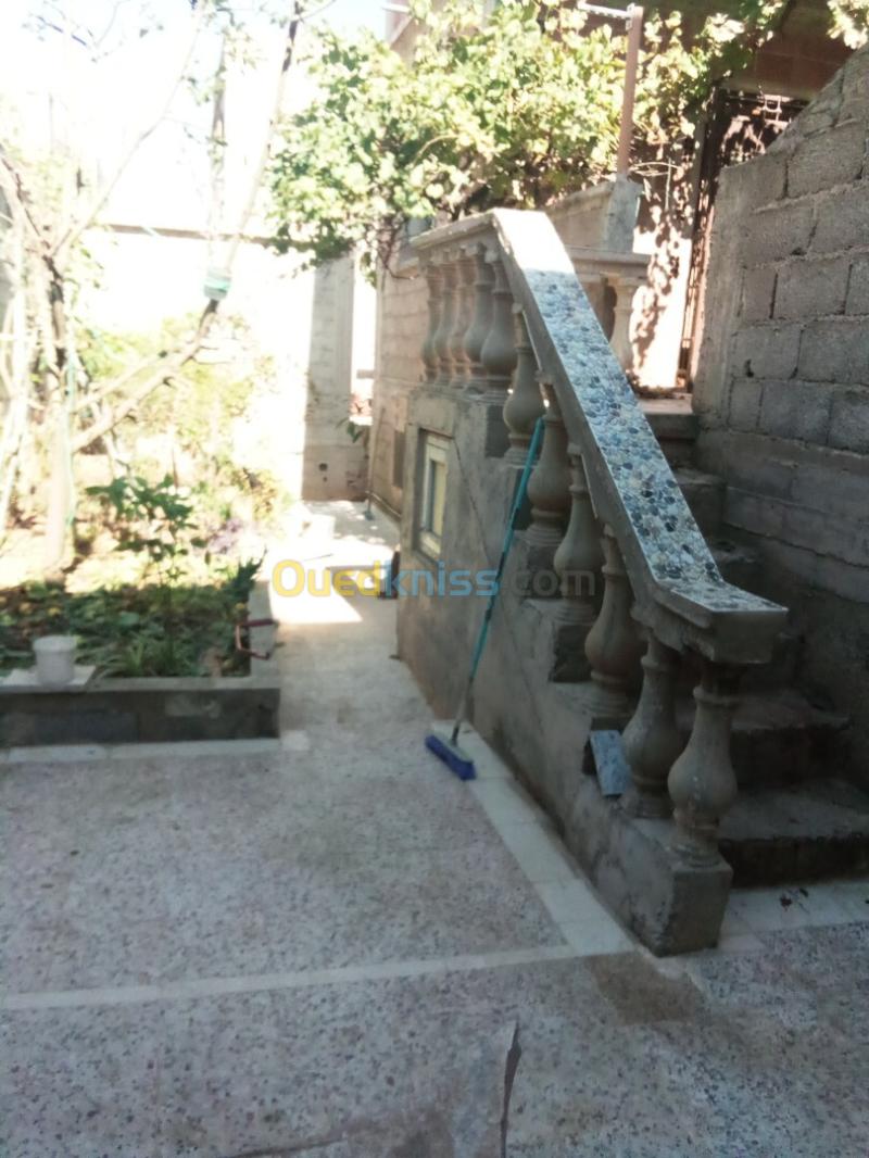 Location Appartement Niveau de villa F4 Constantine Constantine 14