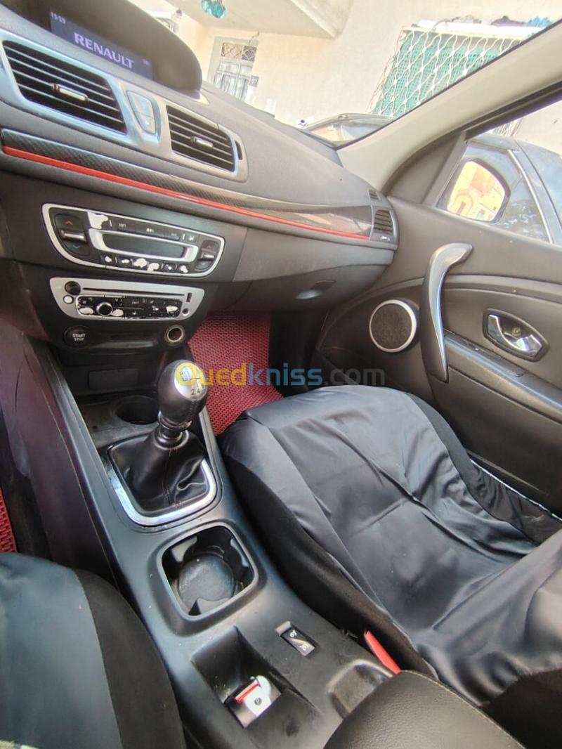 Renault Megane 3 2013 black touche 14
