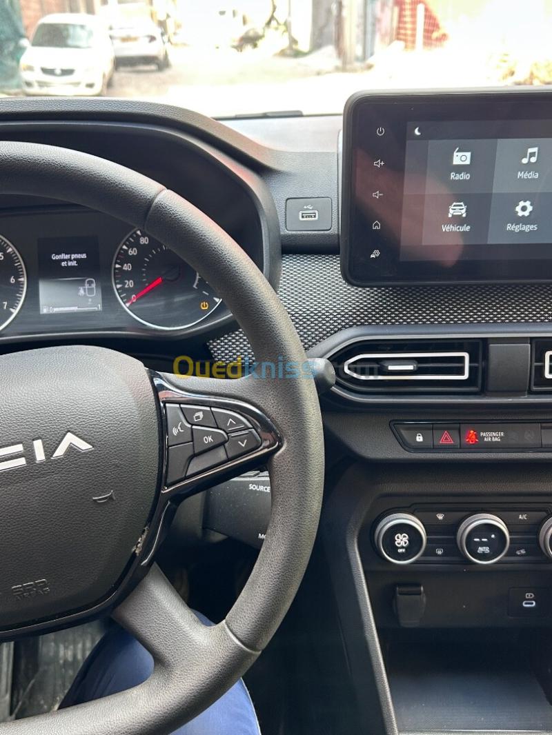 Dacia Logan 2025  4