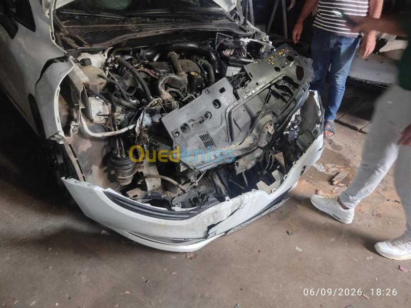 Renault Clio 4 2019 GT Line + 3