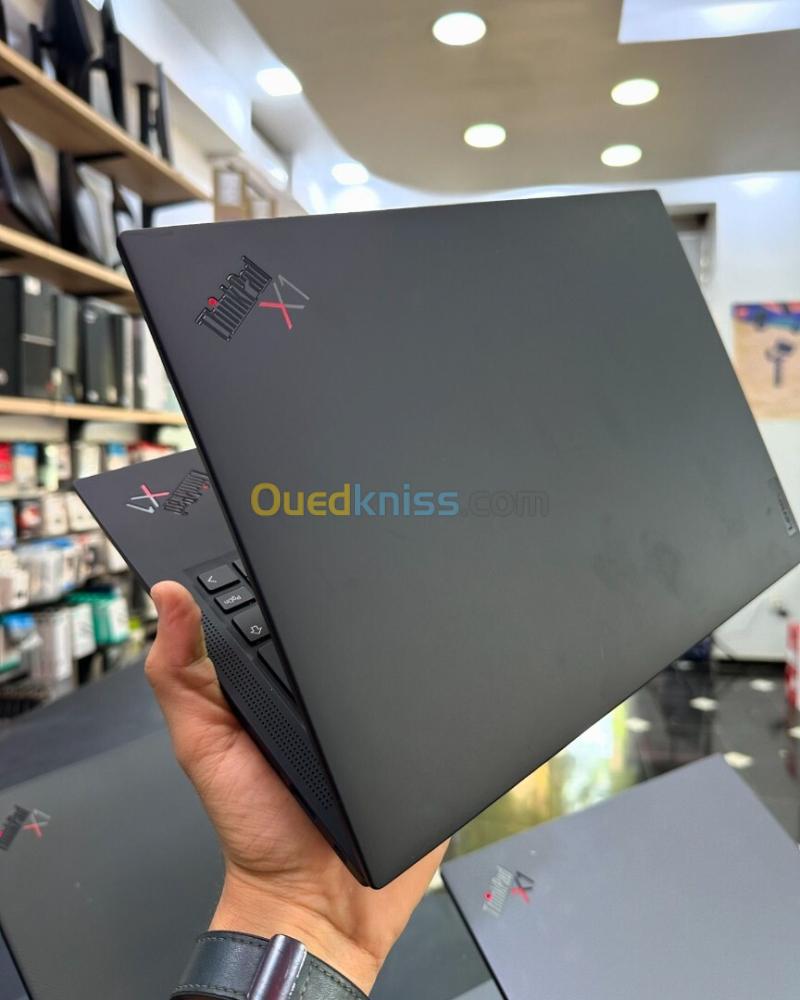 LENOVO THINKPAD X1 CARBON Gen 9 Intel Core i7-1165G7 12 Mo , 4,70 GHz 16GB  512GB SSD 14 FULL HD+    3