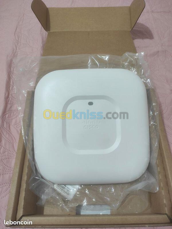 Point d'acces Cisco Interieur avec antenne externe REF: AIR-CAP2702E-E-K9 3