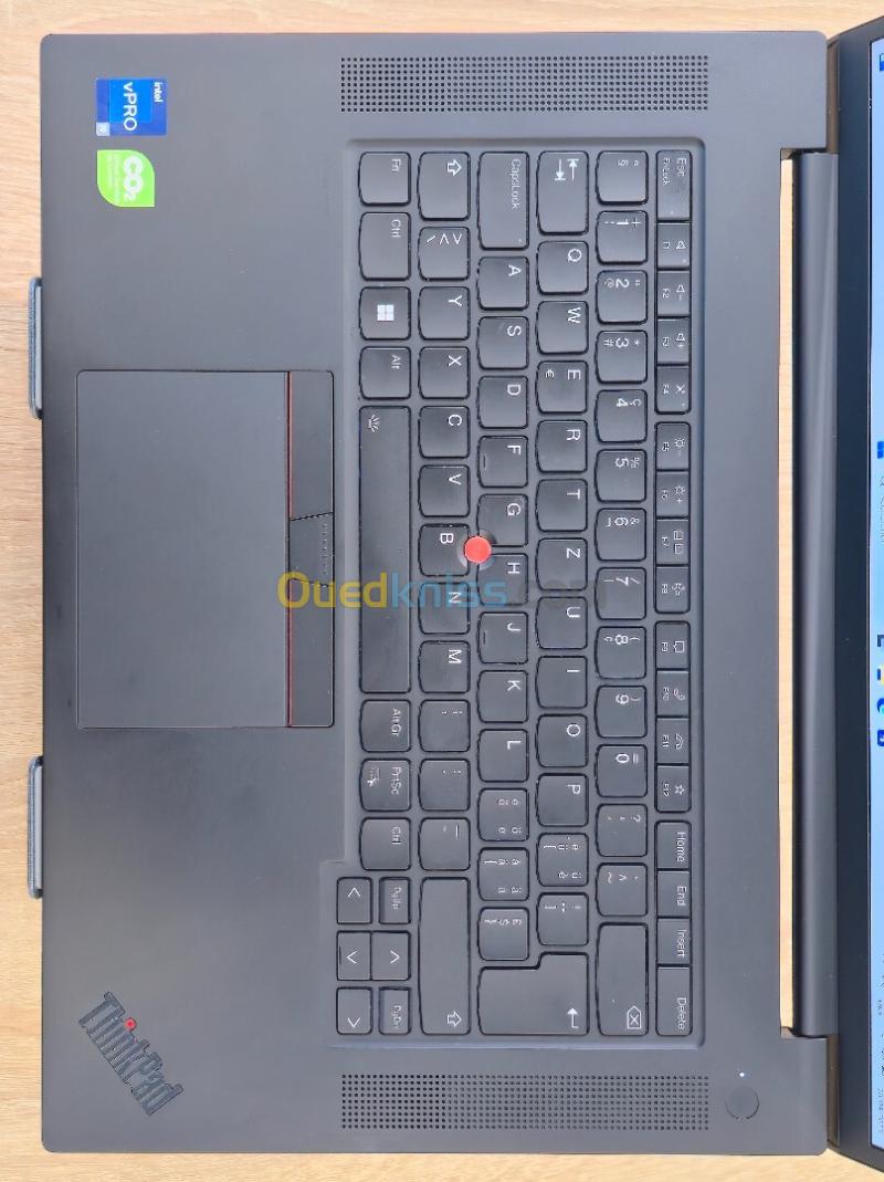 ( VENDU ) STATION LENOVO THINKPAD P1 GEN-6 I9-13900H 64G 1T RTX2000 ADA 8G 16G 16' 4K TACTIL 4