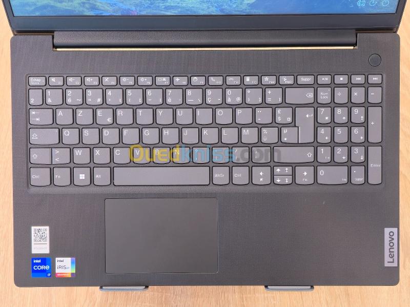 (VENDU) LENOVO V15 G4 RYZEN 7-7730U 16G 1T SSD 15.6'' FHD WINDOWS11 4