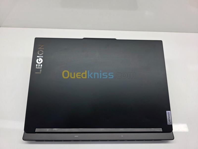 ( VENDU ) LAPTOP LENOVO LEGION PRO 7 16IRX9H  I9-14900HX / 32G /2T SSD / RTX4070 8G /16.0' 3.2K 165HZ/ WIN11 1 6