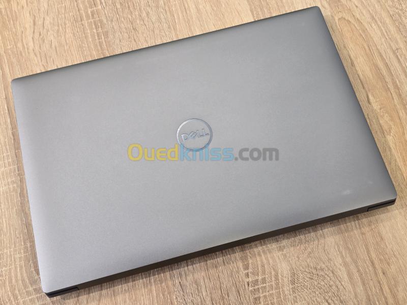 (VENDU) STATION DELL PRECISION 5690 ULTRA 7-165H 64G 4T SSD RTX2000 ADA 8G 16'' FHD+ 7