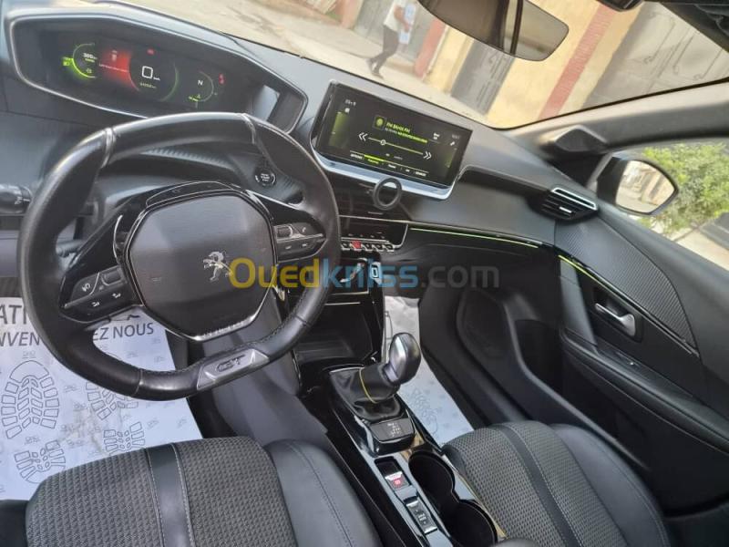 Peugeot 208 2023  8