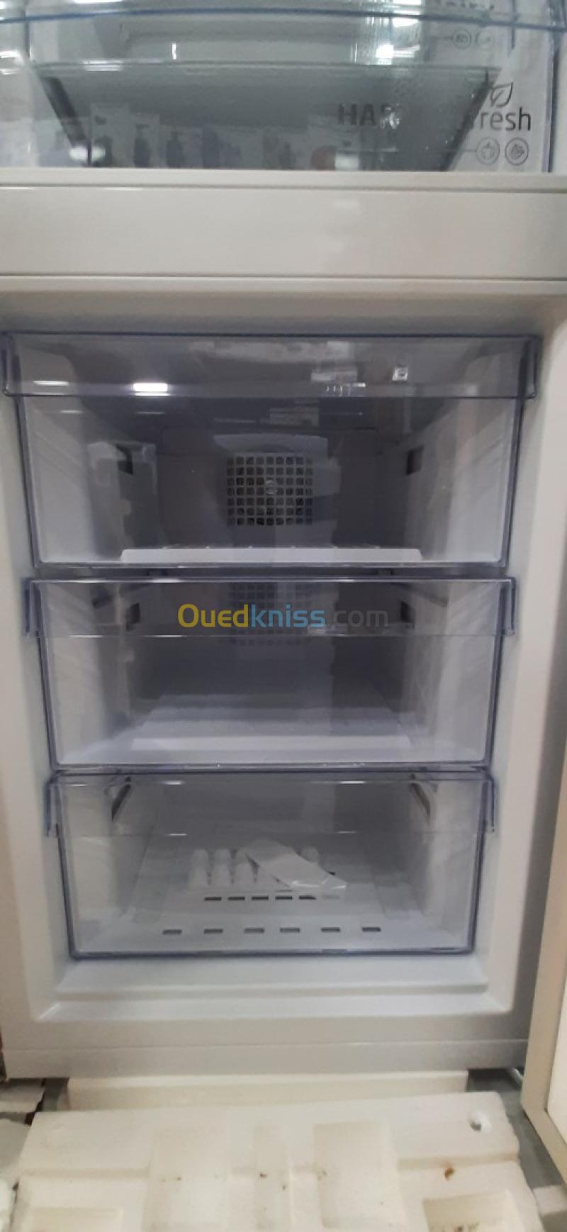 PROMOTION RÉFRIGÉRATEUR BEKO 450 COMBINÉ INOX-SILVER HARVEST FRESH SUN CYCLE 8