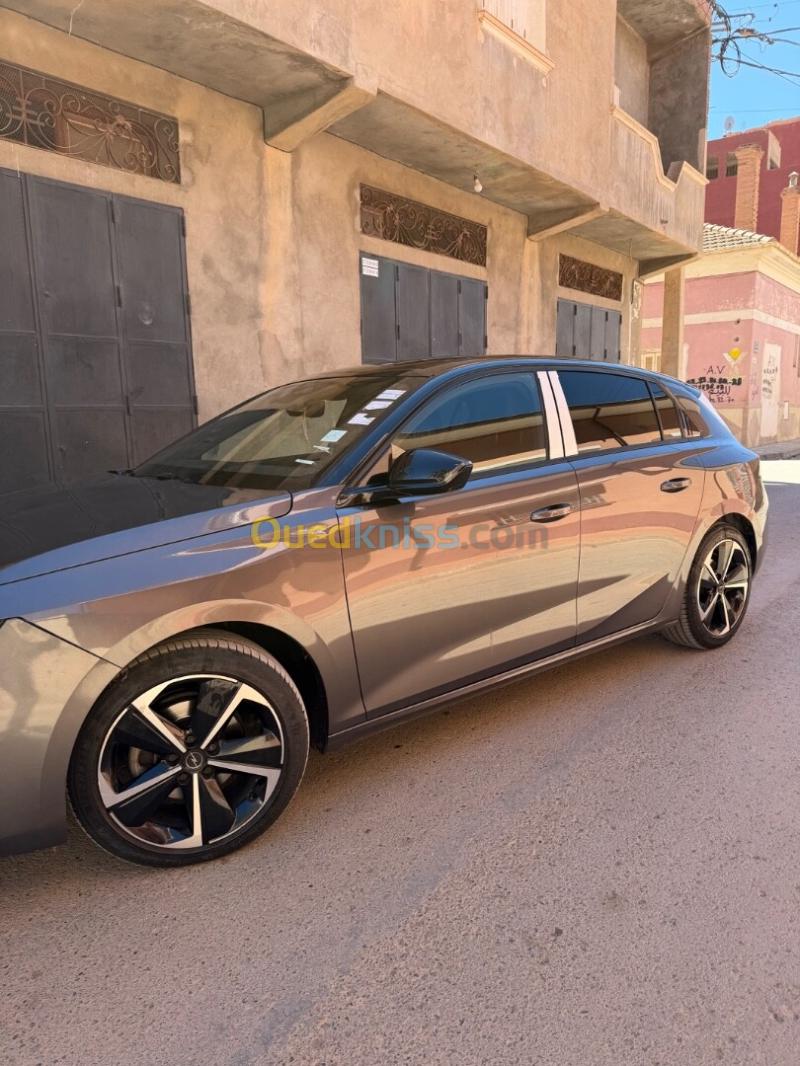 Opel Astra 2024 Gs line 7