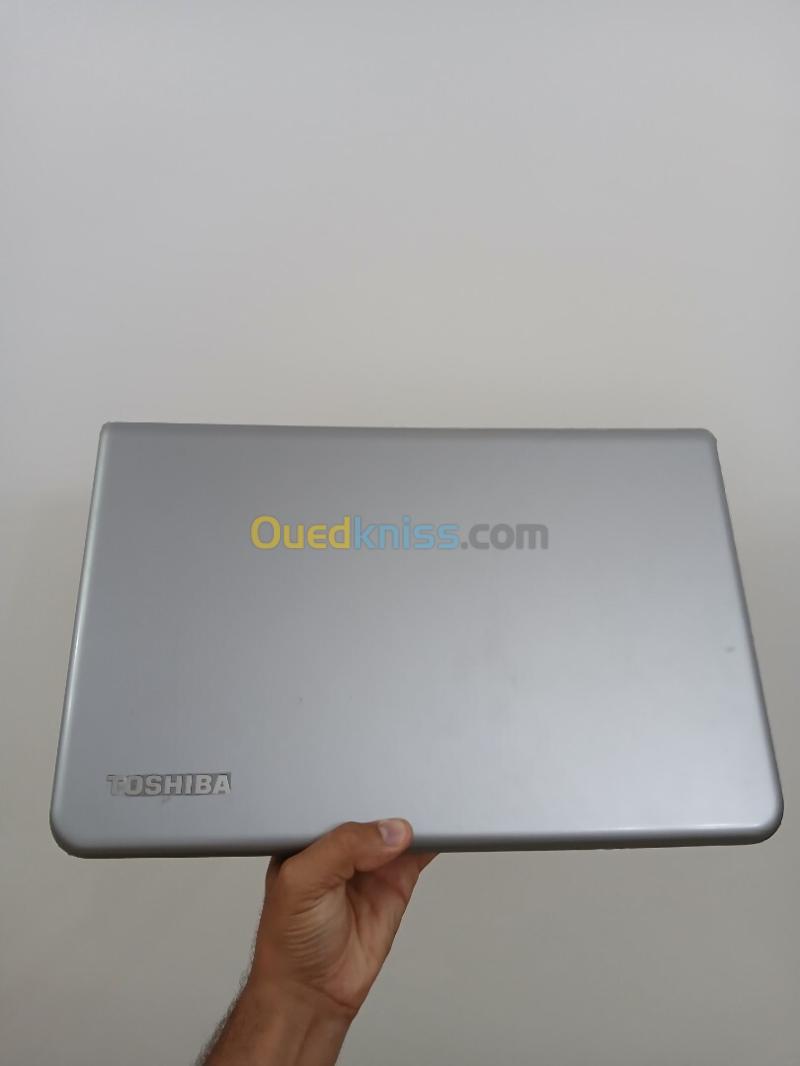 Toshiba satellite L70-A I5 4200M NVIDIA Geforce GT 740M 2GB RAM 8GB 15.6 8