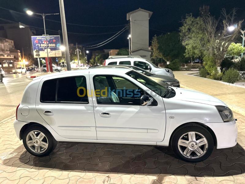 Renault Compus 2015  3