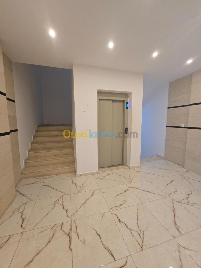 Location vacances Appartement F4 Oran Bir el djir 2