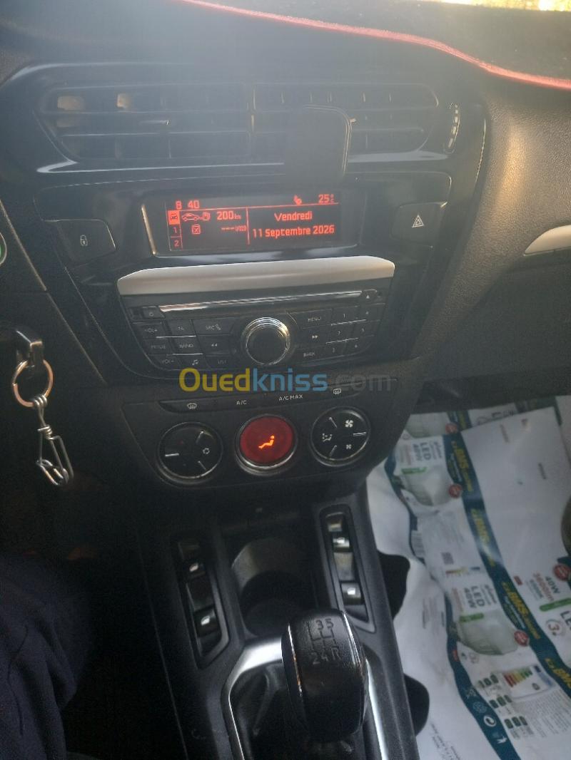 Peugeot 301 2013 Allure 10