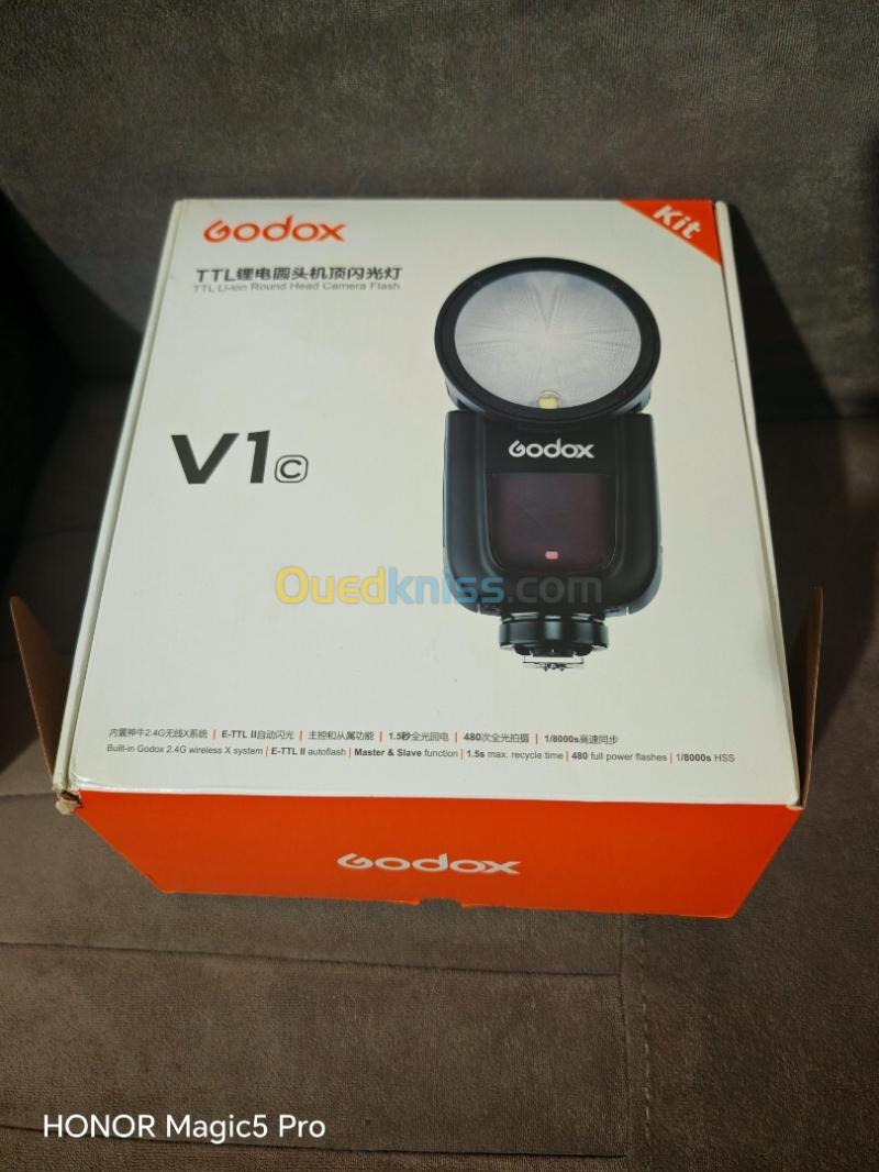 GODOX V1C - FLASH TTL PROFESSIONNEL POUR CANON - RADIO GODOX X - ÉCRAN LCD - 100 M- 2600MAH - BLACK