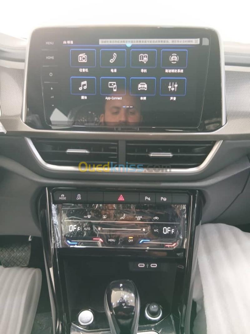 Volkswagen T-Roc 2026 R-Line  13