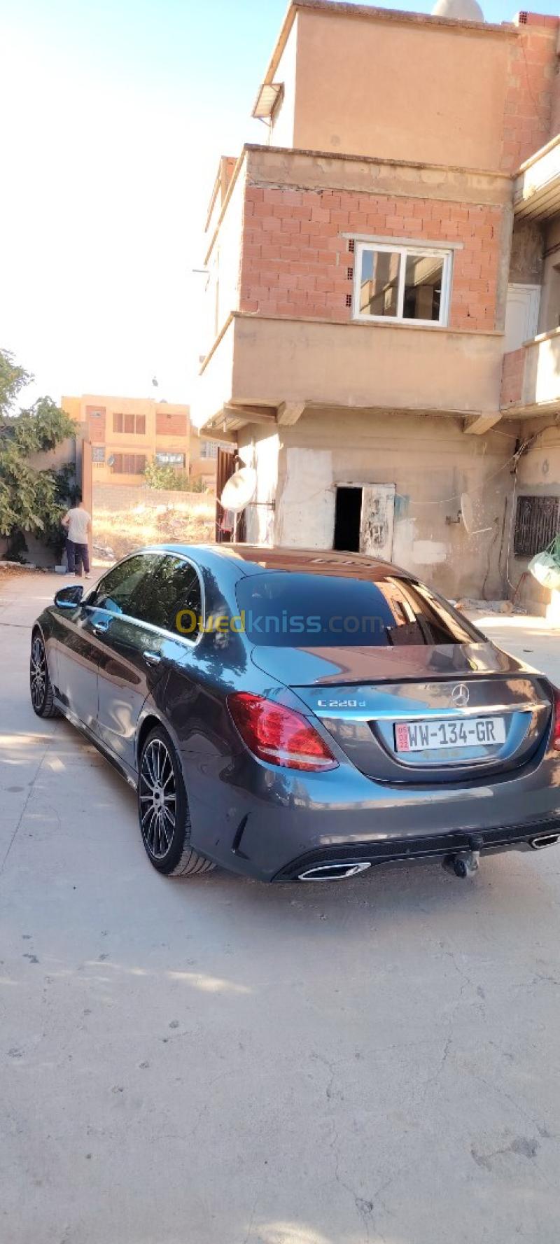 Mercedes Classe C 2016 220 Designo 17