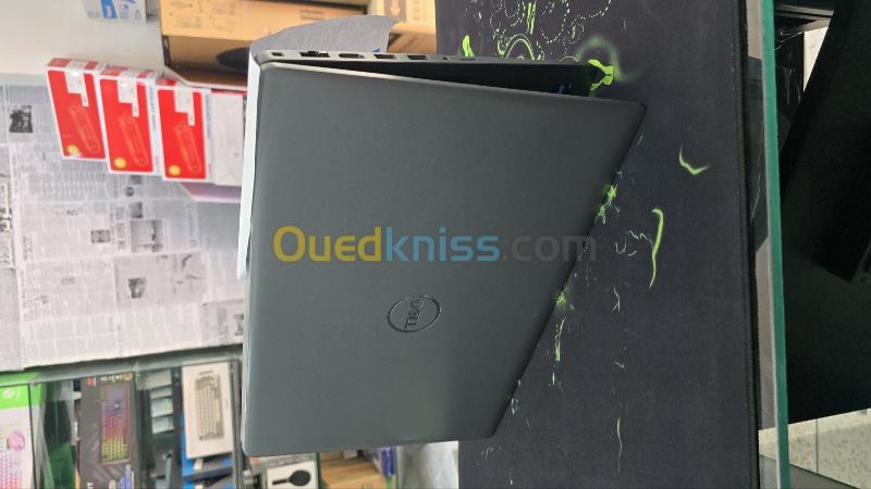 DELL LATITUDE 5540 i5 13eme 8GB 256GB NVME ECRAN 15.6 FHD AVEC CHARGEUR ORIGINAL ET CARTABLE LIVRAISON DISPONIBLE GARANTIE 3MOI