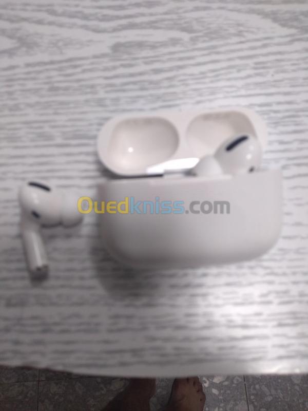  Air pods pro 
