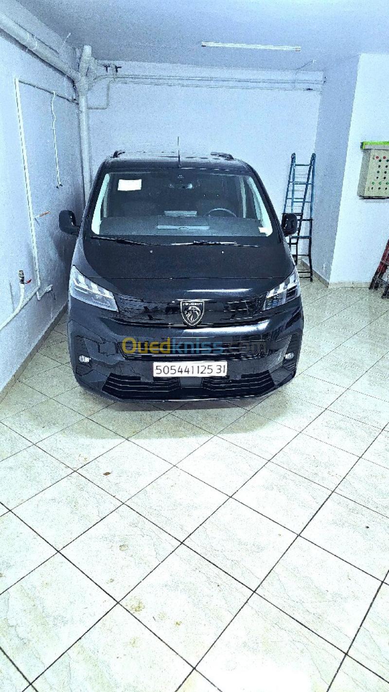 Peugeot Traveller 2025 Business Pack