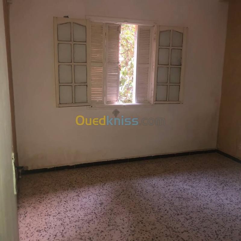 Location Appartement Niveau de villa F2 Alger Draria 3