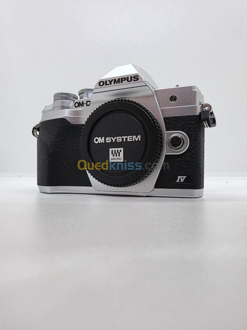 Olympus E-M10 Mark IV