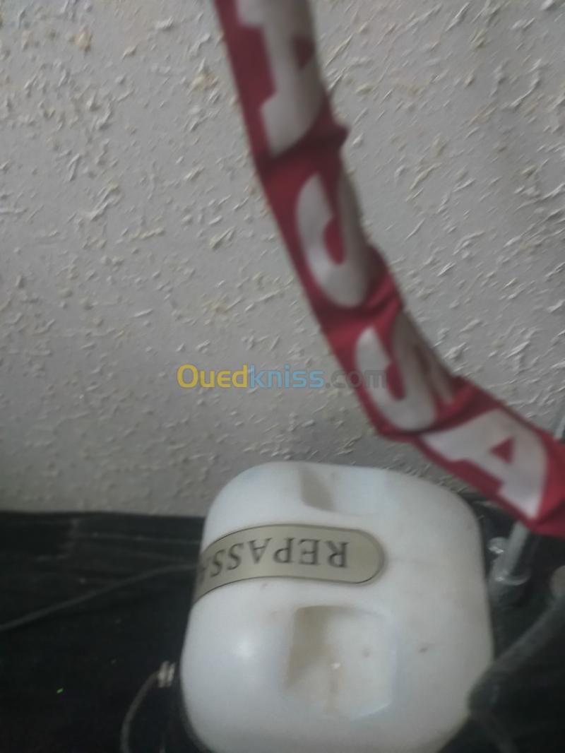 Defroisseur tres bon etatمكواة بخارية سوناشي   للبيع. 3