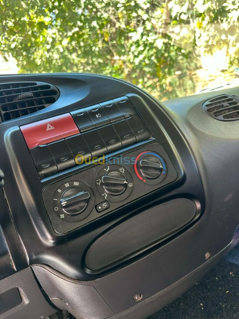 Hyundai Hyundaihd 120 2011 6