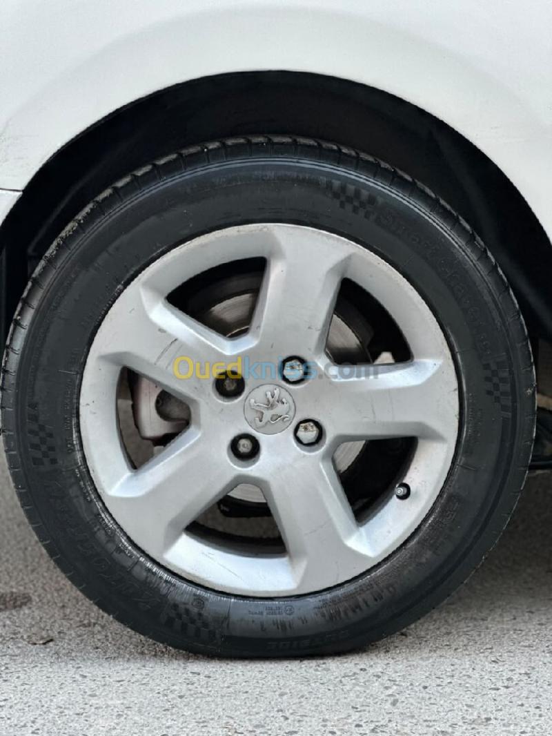 Peugeot Partner 2010 Tepee 10