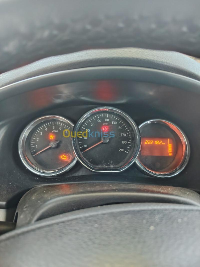 Dacia Logan 2014  8