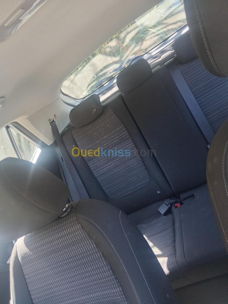 Kia Stounic 2022  9