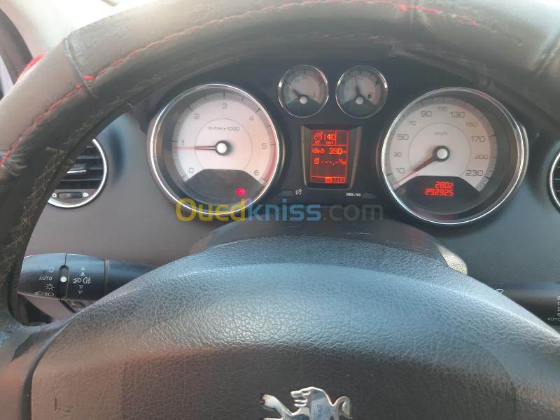 Peugeot 308 2008  12
