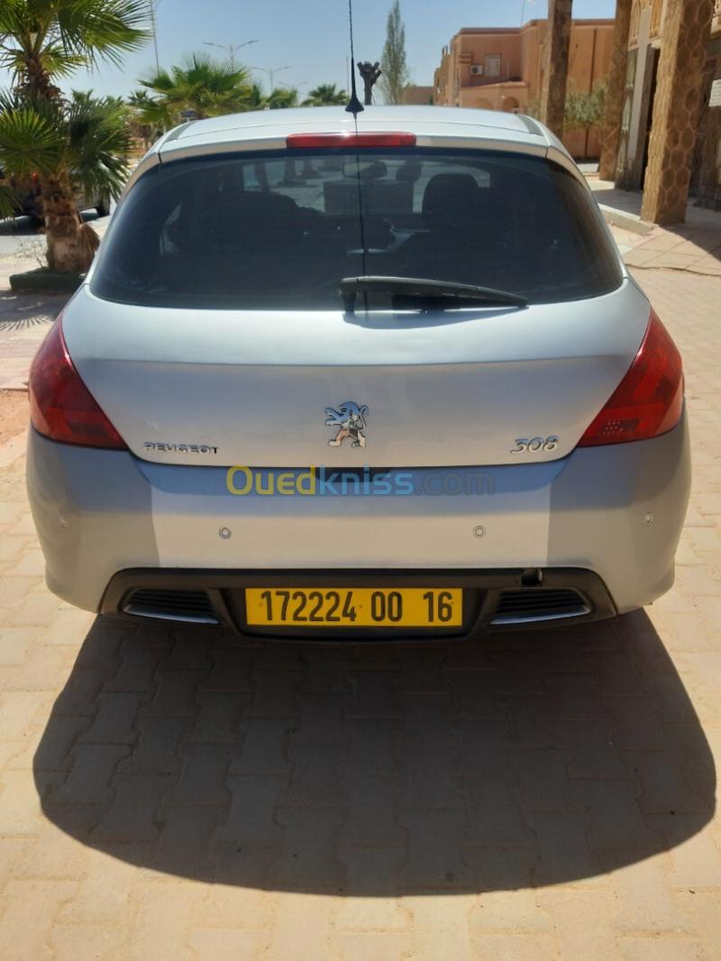 Peugeot 308 2008  4