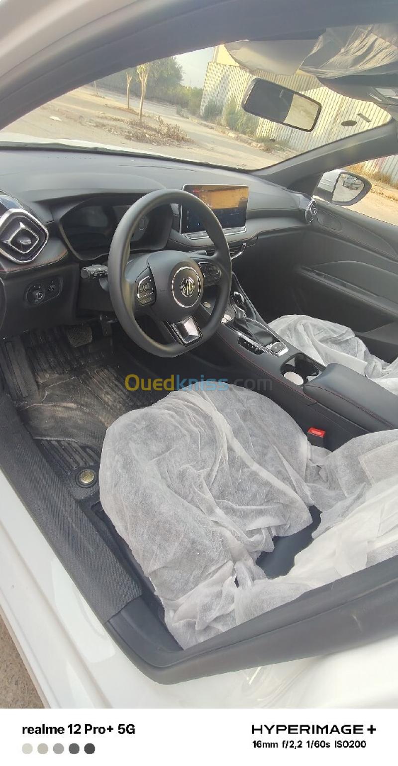 MG MG5 2026 MG5 Luxury Edition 4
