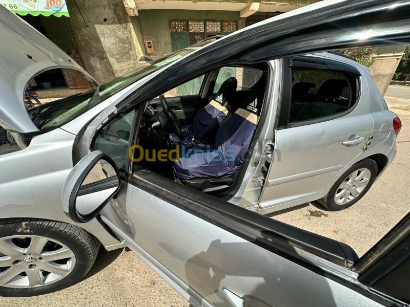 Peugeot 207 2008 207 11