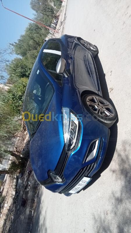 Renault Clio 4 gt line 110 ch 2019 - Oum El Bouaghi Algeria