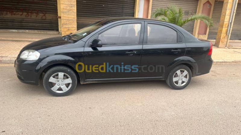 Chevrolet Aveo 4 portes 2011 Exclusive 3