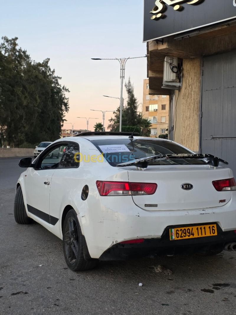 Kia Cerato 2011  4