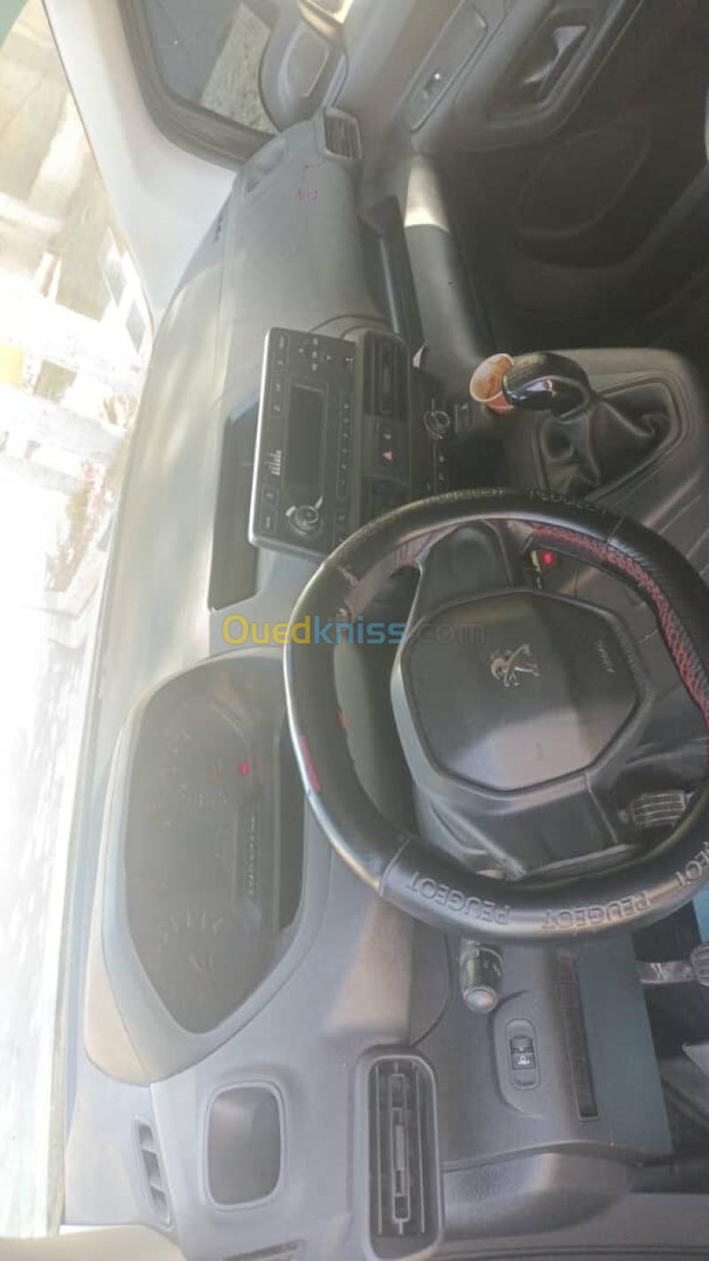 Fiat Doblo 2023  4
