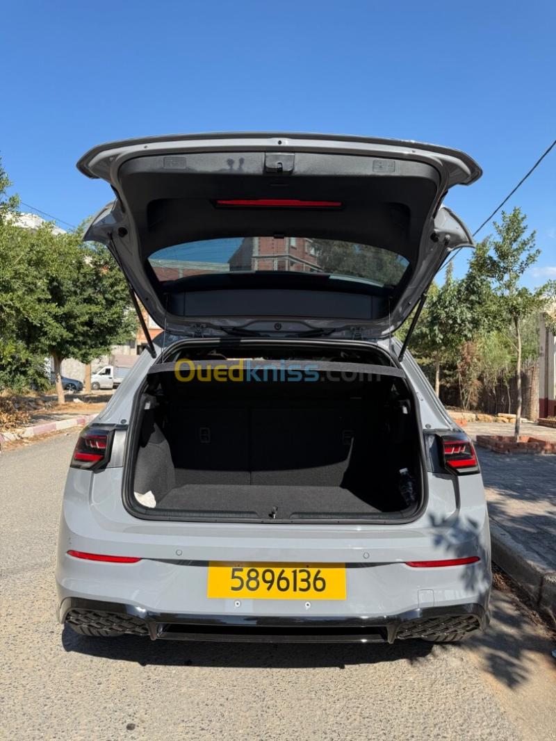 Volkswagen Golf 8 2025 Edition 9
