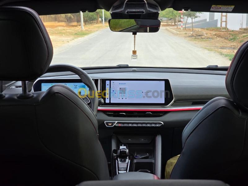 Geely Coolray 2024 Batel 17