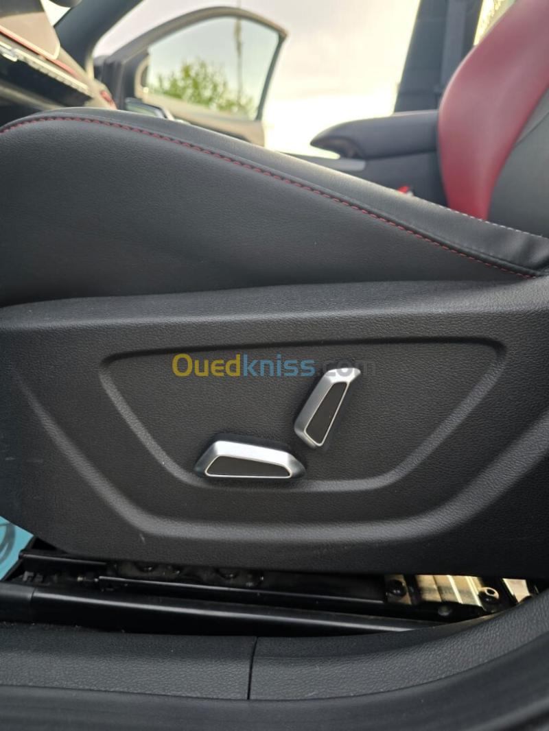 Geely Coolray 2024 Batel 23