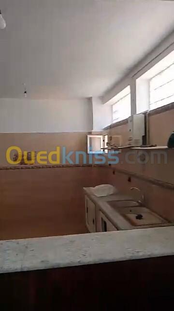 Location Appartement Niveau de villa F4 Alger Cheraga