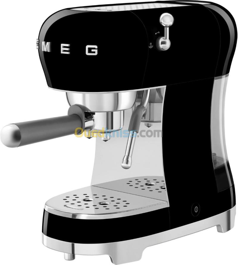 SMEG Machine à expresso manuelle avec buse vapeur,15 bars, chauffe-tasses passif - ECF02BLEU