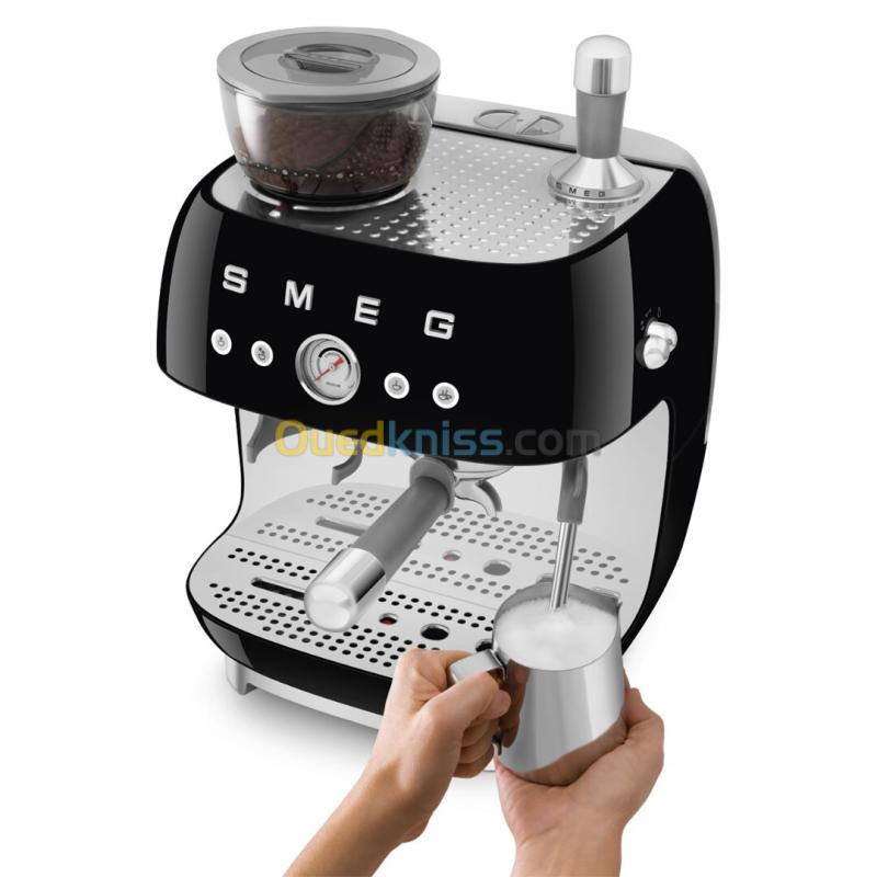 Machine à café SMEG manuelle avec broyeur avec broyeur Noir EGF03BLEU 5