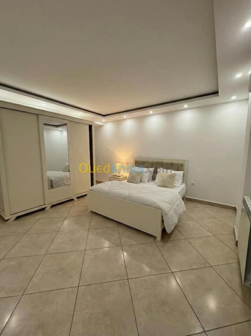 Location vacances Appartement F3 Alger Cheraga 8