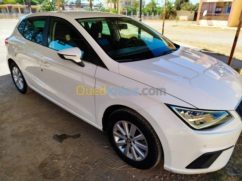 Seat Ibiza 2019 URBAN 4